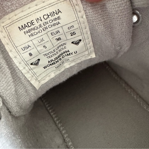 Roxy Light Gray High-Top Sneakers - Picture 8 of 9